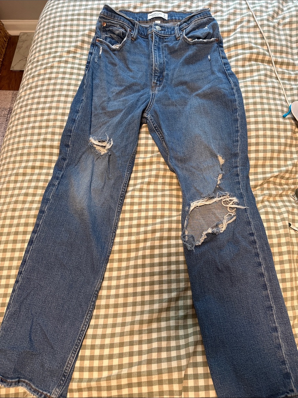 Abercrombie & Fitch Distressed Blue Ankle Jeans
